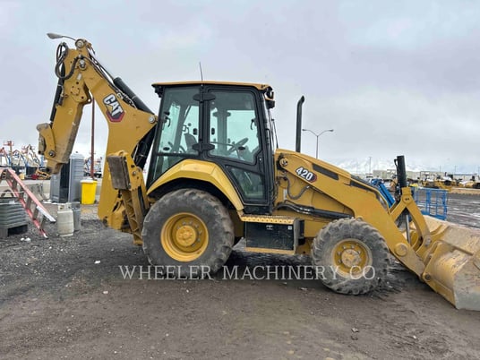 Cat 420 CF, Backhoe Loader, 265 hours, S/N: H8T04456, 2023 - Image 1