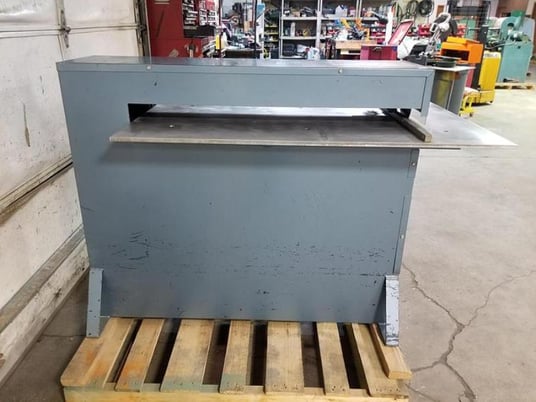 Mar-Bel #DLS-36, Laminate Slitter, 36" Throat capacity, 1987 - Image 4