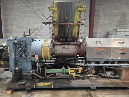 12" Crown / CDL #RPU2E400, single screw dump extruder, 10:1 L/D ratio, temperature Control panel - Image 6