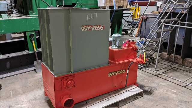 Weima #WLK-10, single shaft shredder, approx 36" x 36" feed opening, 40 HP, 52 rotor knives - Image 1