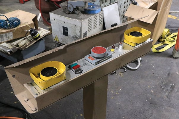 135 Ton, Cincinnati #135CB8, press brake, 120" Bed, 102" between housing, 8" stroke, 7" throat, 25 HP, 3 speed - Image 6