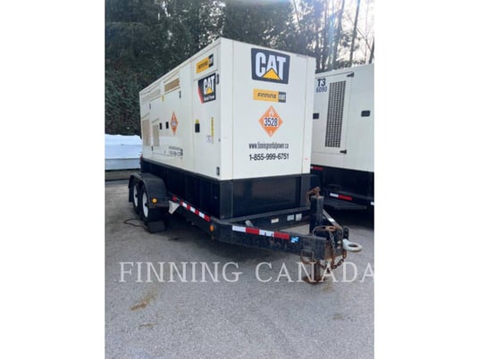 200 KW Caterpillar XQ 200, Mobile Generator Set, Diesel, 1800 RPM, 600V, 9762 hours, 2015 - Image 2