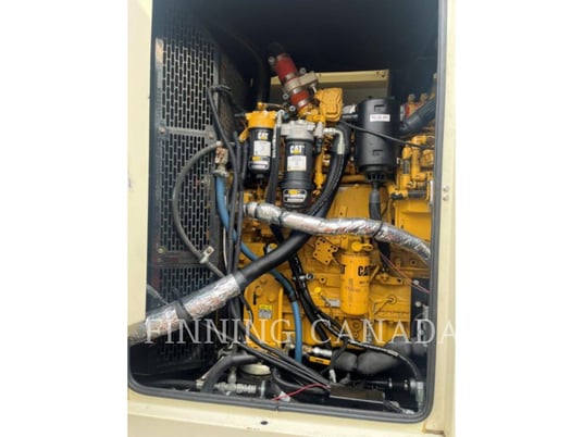 200 KW Caterpillar XQ 200, Mobile Generator Set, Diesel, 1800 RPM, 600V, 9762 hours, 2015 - Image 5