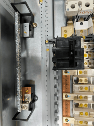 Eaton #PRL1A Panelboard 225 Amp 208Y/120V 3PH 4 Wire 42 Space EDB3150BP10 Main - Image 5