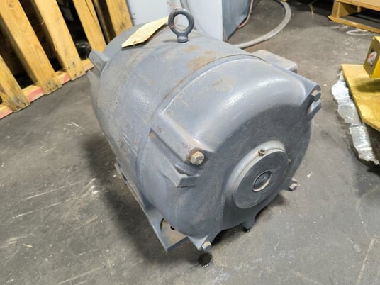 40 HP 1765 RPM Century, Frame 324T, 1.15 service factor, 230/460 Volts - Image 8