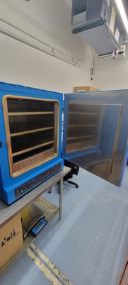 21" width x 19.44" D x 20.75" H Cascade Ovens #CDO-5, Dry & Decarb Oven, 5 cu.ft. capacity, 350&deg;F, 145 FPM - Image 4