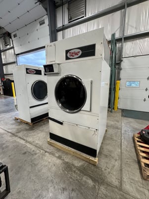 120 Lb. Unimac #UT120N, Natural Gas Heated Dryer, Reversing Cylinder, 300000 BTU/hr., 240 V, 2007 - Image 1