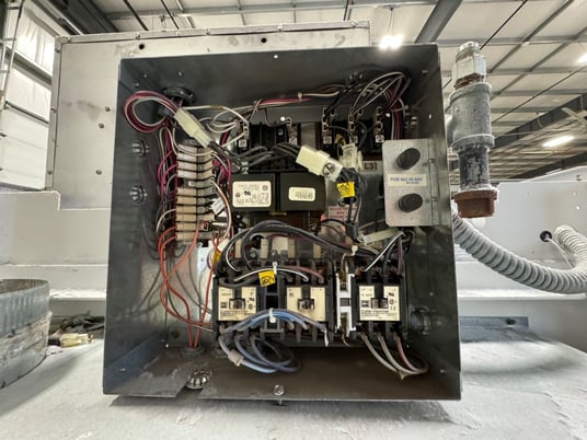 120 Lb. Unimac #UT120N, Natural Gas Heated Dryer, Reversing Cylinder, 300000 BTU/hr., 240 V, 2007 - Image 5