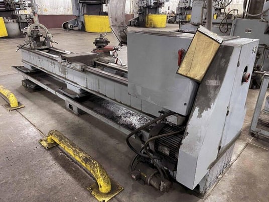 21.5" x 120" Cincinnati #21-1/2, Engine Lathe, 18" 4-Jaw chuck, steady rest, toolpost, S/N 1w515p-17, 21-1/2 - Image 2