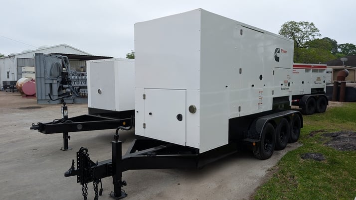 300 KW Cummins #C300D6R, diesel generator, sound attenuated enclosure, 240/480 Volts, 5846 hours, 2012 - Image 1