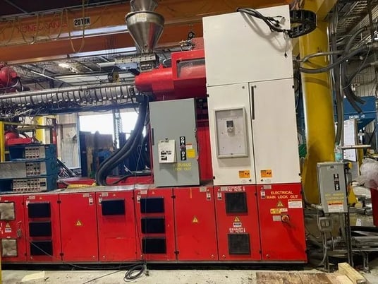 1000 Ton, 165 oz., Engel #Duo-11050/1000WP, 55.1" x 45.27" tie bar spacing, 2005 - Image 4