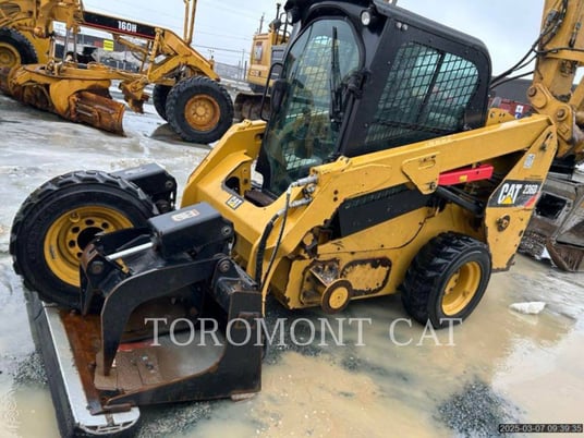 Cat 236D, Skid Steer Loader, 10250 hours, S/N: BGZ04264, 2018 - Image 4
