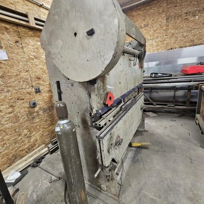35 Ton, Chicago Dreis & Krump, mechanical press brake - Image 2