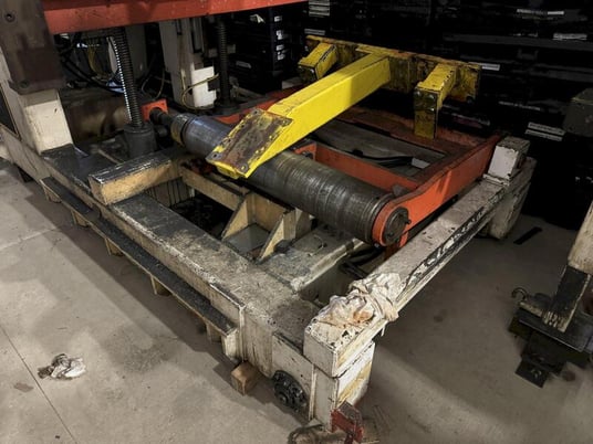 30000 lb. U.S. Industrial #M24, coil-feedline, 42" width, 30"-72" OD, 20"-24" ID, 12" pinch roll diameter - Image 9