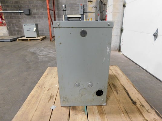 30 KVA 480 Primary, 208Y/120 Secondary, Westinghouse DT-3 transformer - Image 5