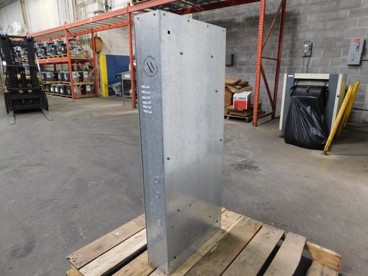 225 Amp. Cutler-Hammer, PRL2A, Pow-R-Line, panelboard, 208Y/120 Volts, 3 phase - Image 5