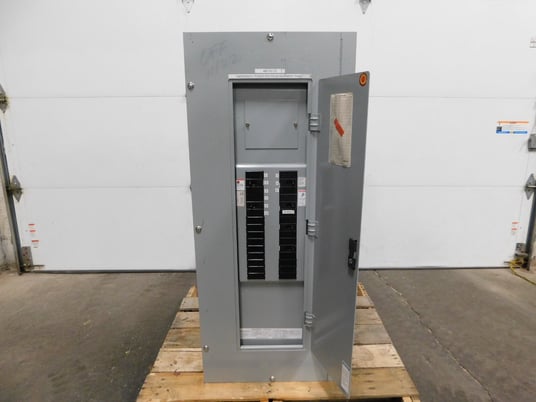 225 Amp. Cutler-Hammer, PRL2A, Pow-R-Line, panelboard, 208Y/120 Volts, 3 phase - Image 9