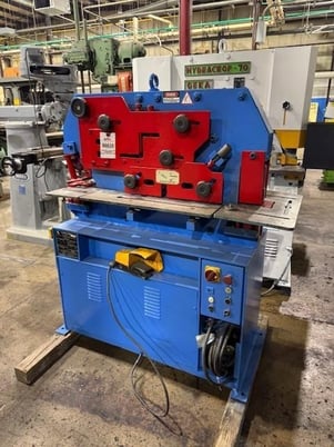 Kingsland #50XA, Ironworker, 50 ton, 7" throat, 4" angle, 4 HP, S/N 788896, 50XA - Image 1
