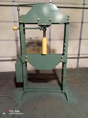 60 Ton, Wilson K.r. #37G, H-frame Press, S/N A-3170, 1965, 37G - Image 3