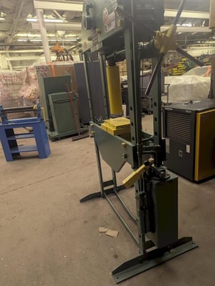 60 Ton, Wilson K.r. #37G, H-frame Press, S/N A-3170, 1965, 37G - Image 5