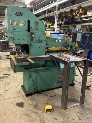 5" x 5" x 1/2" Piranha #PII-65, Ironworker, 65 ton, 11" x 38" platen surface, S/N 312, 2002, PII-65 - Image 1