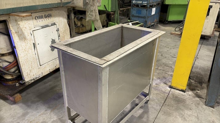 Stainless Steel Tub/cart - Image 2