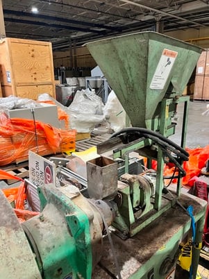 California Pellet Mill #CL3, lab scale pellet mill, 1/4 HP, integrated feeder, 3 pelletizing dies - Image 1