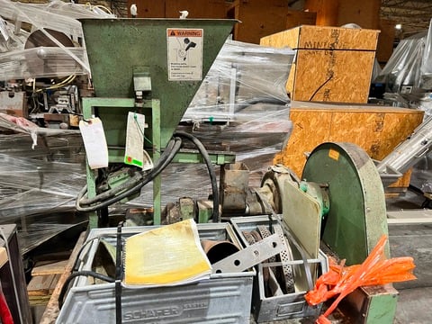 California Pellet Mill #CL3, lab scale pellet mill, 1/4 HP, integrated feeder, 3 pelletizing dies - Image 2