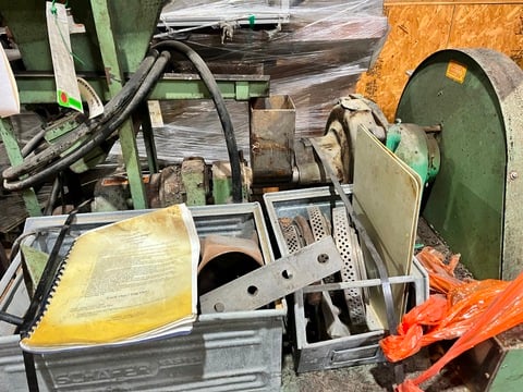 California Pellet Mill #CL3, lab scale pellet mill, 1/4 HP, integrated feeder, 3 pelletizing dies - Image 3