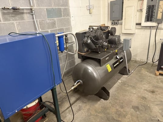 200 psi, Industrial Gold, 2-stage refrigerated compressor, 120 gallon, Baldor 7.5 HP, 230 V., Great Lakes - Image 1