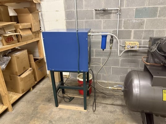 200 psi, Industrial Gold, 2-stage refrigerated compressor, 120 gallon, Baldor 7.5 HP, 230 V., Great Lakes - Image 7