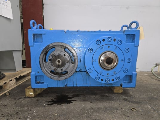 75 HP @ 1817 RPM, Flender #SZNE250, Gearbox, 18.71:1 Ratio - Image 7