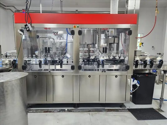 Newmapak #Babybloc, Monoblock rinser, filler & capper, 1700 BPH, conveyor, 2021 - Image 2