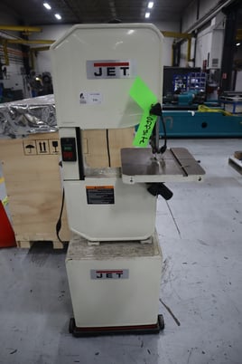 14" Jet #J-8201K, wood/metal vertical band saw - Image 2
