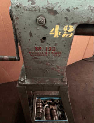 18 gauge Niagara #192 Beader-Geared, 13-3/4" throat, 2-13/16" roll diameter, 2" lgth, w/beading gage & rolls - Image 2