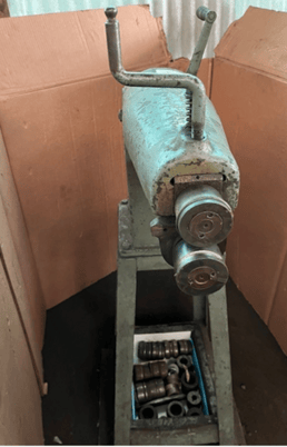 18 gauge Niagara #192 Beader-Geared, 13-3/4" throat, 2-13/16" roll diameter, 2" lgth, w/beading gage & rolls - Image 4