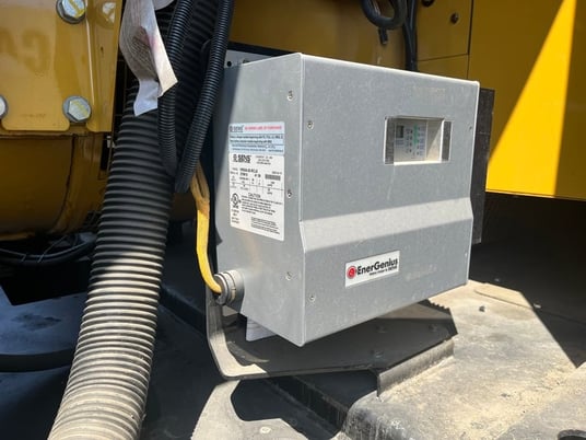 800 KW Caterpillar #C27, diesel generator set, 480 Volts, 1800 RPM, 343 hours, sound attenuated enclosure - Image 10