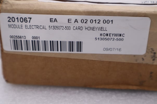 HONEYWELL I/O CARD 51305072-500 NEW IN BOX STOCK G145 - Image 3