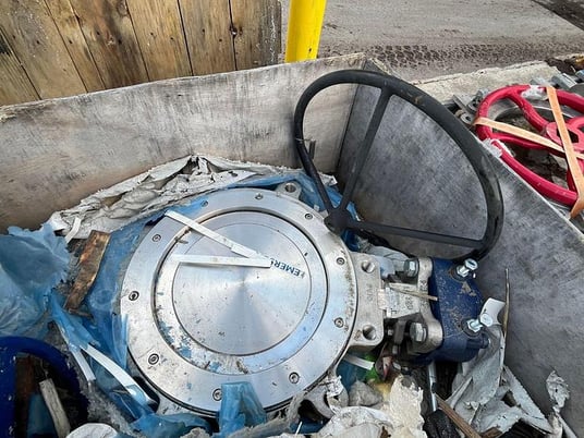 Emerson valve - Image 1