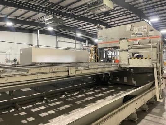 79" X 35" Kasto #BBS-U8x20, Semi-automatic Vertical Bandsaw, 13-130m/min blade, 2.1" x 0.06" x 384" blade - Image 7