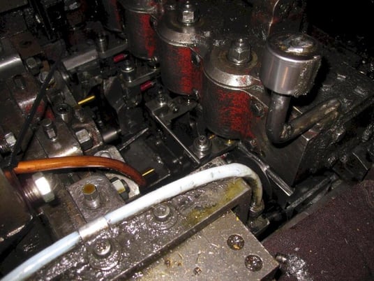 National #84, high speed 4 die cold n ut former, 30 HP, 330 PPM, bushing cutoff, PKO - Image 3