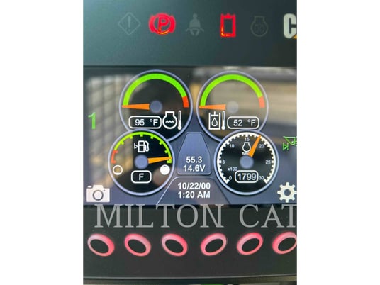 Cat 242D3, Skid Steer Loader, 56 hours, S/N: T8A00958C, 2024 - Image 5
