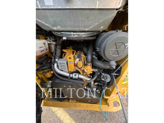Cat 242D3, Skid Steer Loader, 56 hours, S/N: T8A00958C, 2024 - Image 7