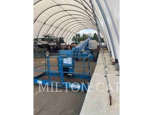 Genie Industries S45, Articulated Boom Lift, 2700 hours, S/N: S4514-19654C, 2014 - Image 2