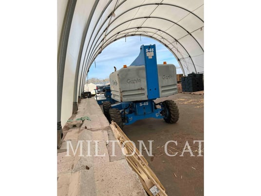 Genie Industries S45, Articulated Boom Lift, 2700 hours, S/N: S4514-19654C, 2014 - Image 3
