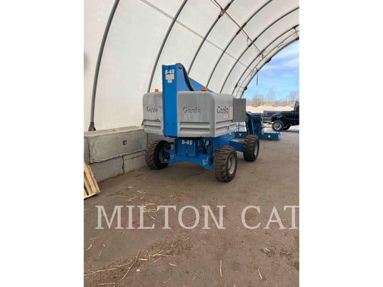 Genie Industries S45, Articulated Boom Lift, 2700 hours, S/N: S4514-19654C, 2014 - Image 4
