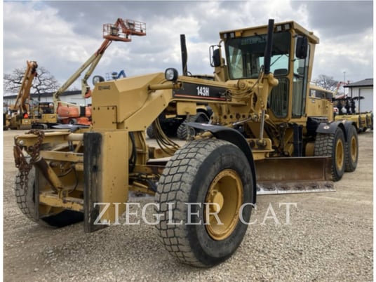 Caterpillar 143H, Motor Grader, 10758 hours, S/N: APN00517, 2004 - Image 1