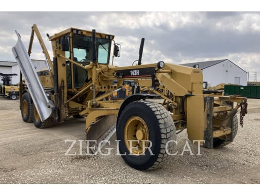 Caterpillar 143H, Motor Grader, 10758 hours, S/N: APN00517, 2004 - Image 2
