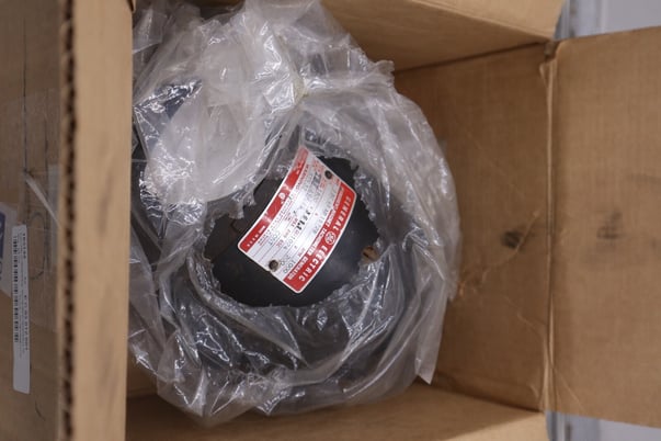 General Electric neral Electric Ge 5BC46AB1572B Dc Tachometer Generator NEW STOCK G261A - Image 1
