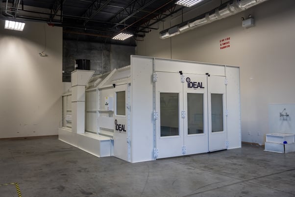 iDEAL, side-down draft paint spray booth, 26' L x 14' W x 9' 3" H, single phase 230 V. - Image 4